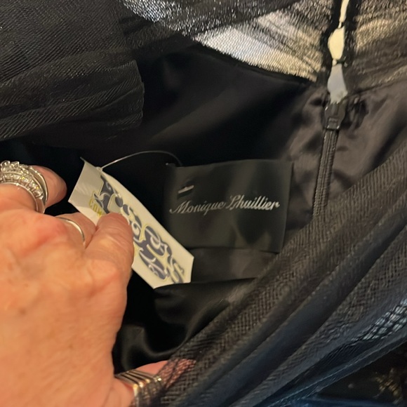 New with tags, Monique Lhuillier size 4 dress - Picture 9 of 13